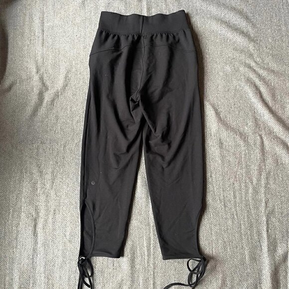 Lululemon Spirited Sissone Pant *25" - Size 4 - Picture 4 of 7